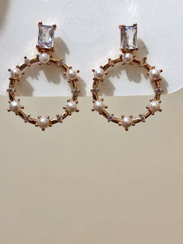 Elegant Pearl Drop Earring